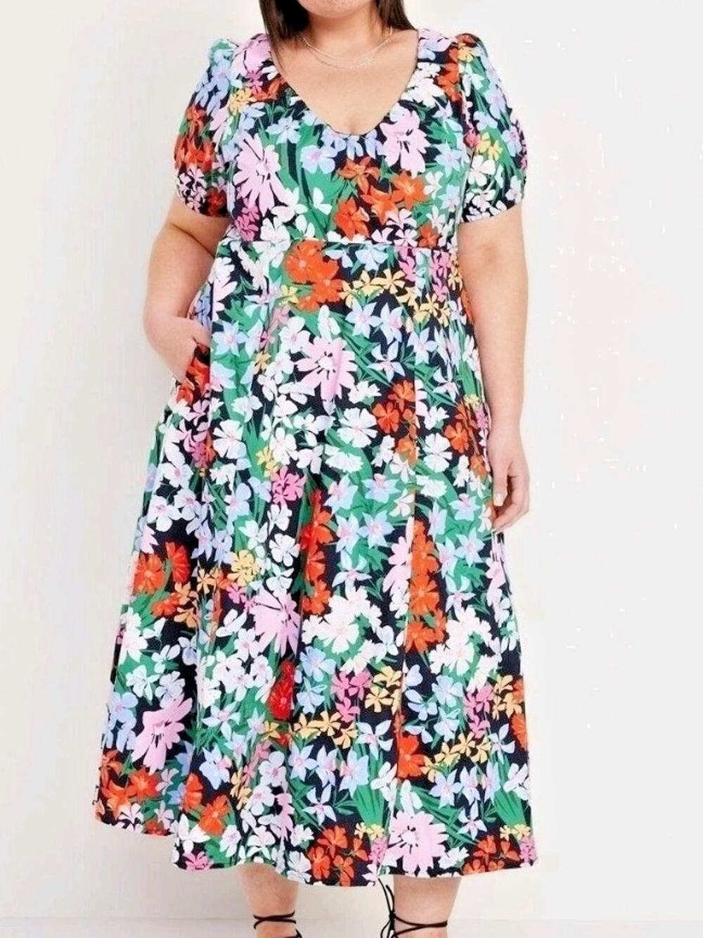OLD NAVY Smocked V-Neck Puff Short Sleeve Midi Dress Large Floral Garden